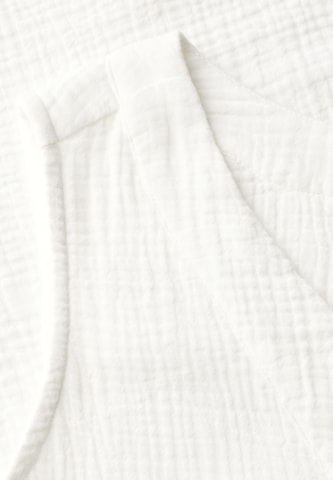 CECIL Top in White