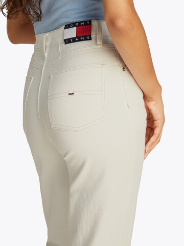 Tommy Jeans Tapered Τζιν σε λευκό
