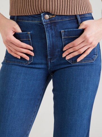 WRANGLER Flared Jeans 'Melody' in Blau
