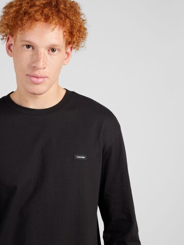 T-Shirt Calvin Klein en noir