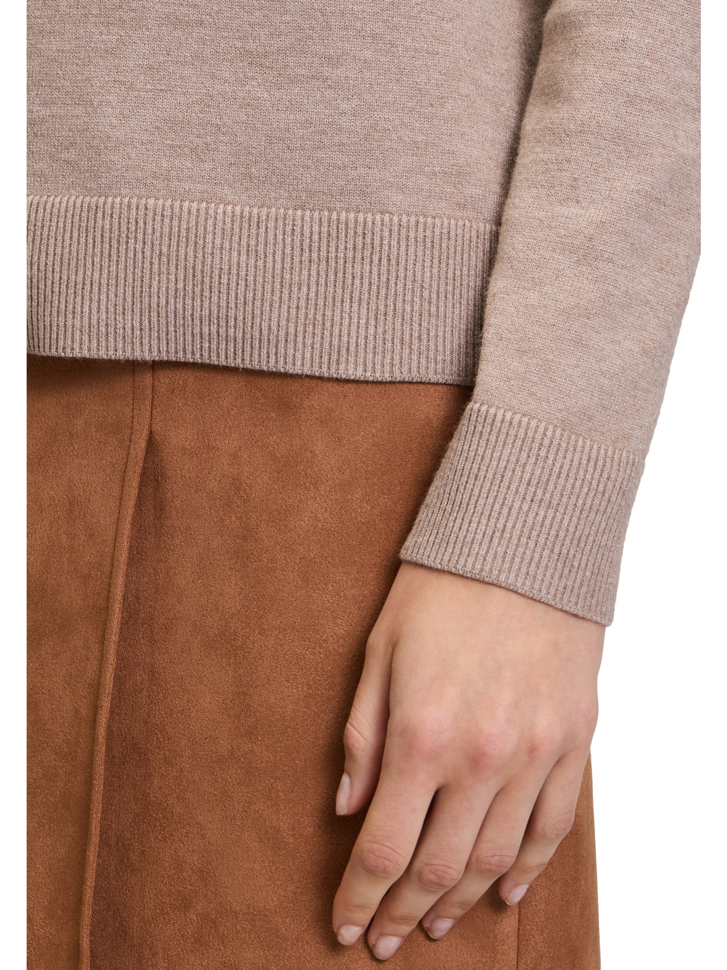 Betty Barclay Trui in Beige