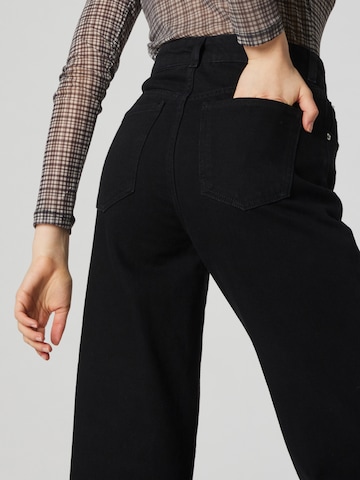 A LOT LESS Regular Jeans 'Jessie' in Black