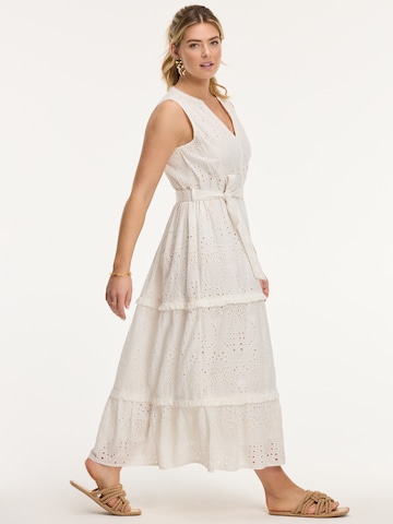 Robe d’été 'Julia' Shiwi en blanc