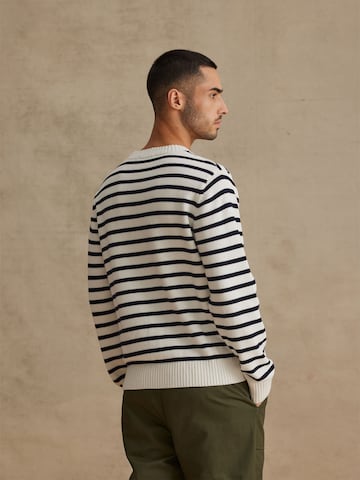 Pull-over 'Jonathan' DAN FOX APPAREL en bleu