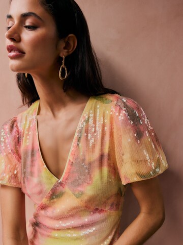 rozā Friends Like These Kleita