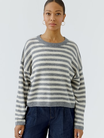 OUI Pullover i grå: forside
