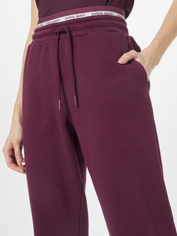 BJÖRN BORG Tapered Workout Pants in Purple