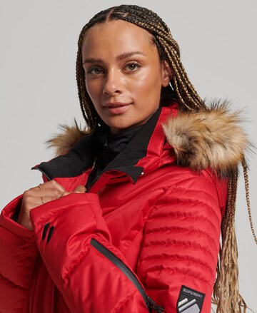 Superdry Funktionsjacke 'Snow Luxe' in Rot