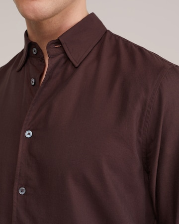 Regular fit Camicia di WE Fashion in marrone
