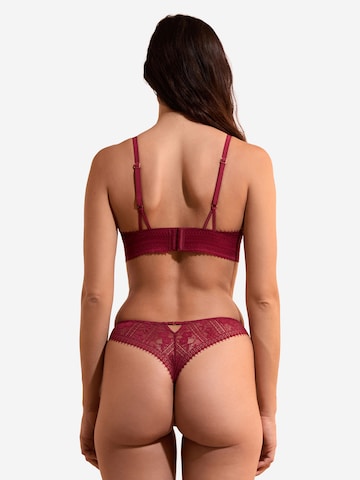 Triangolo Reggiseno 'Aura' di ETAM in rosso