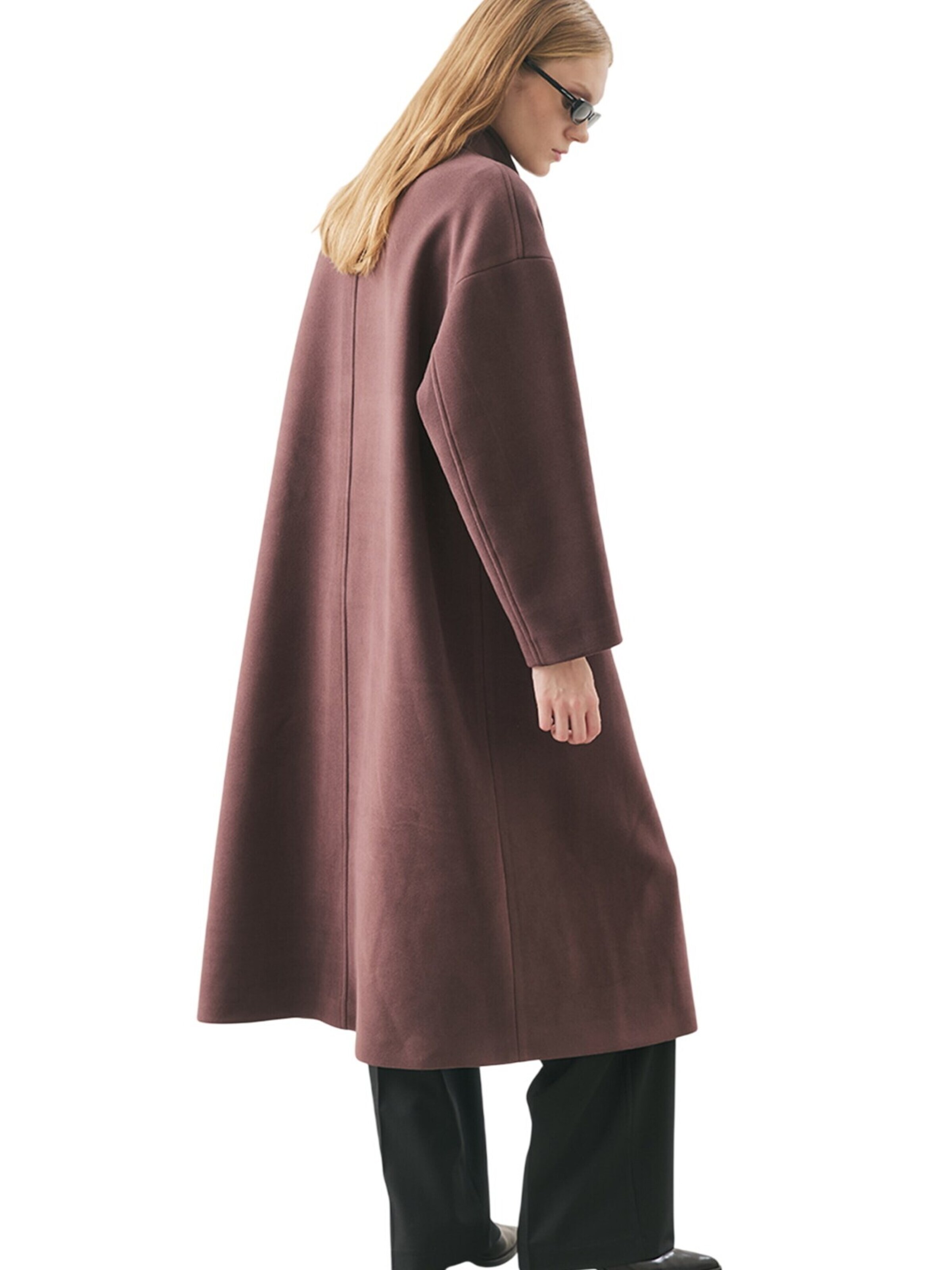 MANUKA Between-seasons coat in Purple