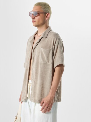 VAMOS CLO Comfort Fit Skjorta 'Maranta' i beige