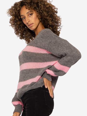 SASSYCLASSY Širok pulover | siva barva