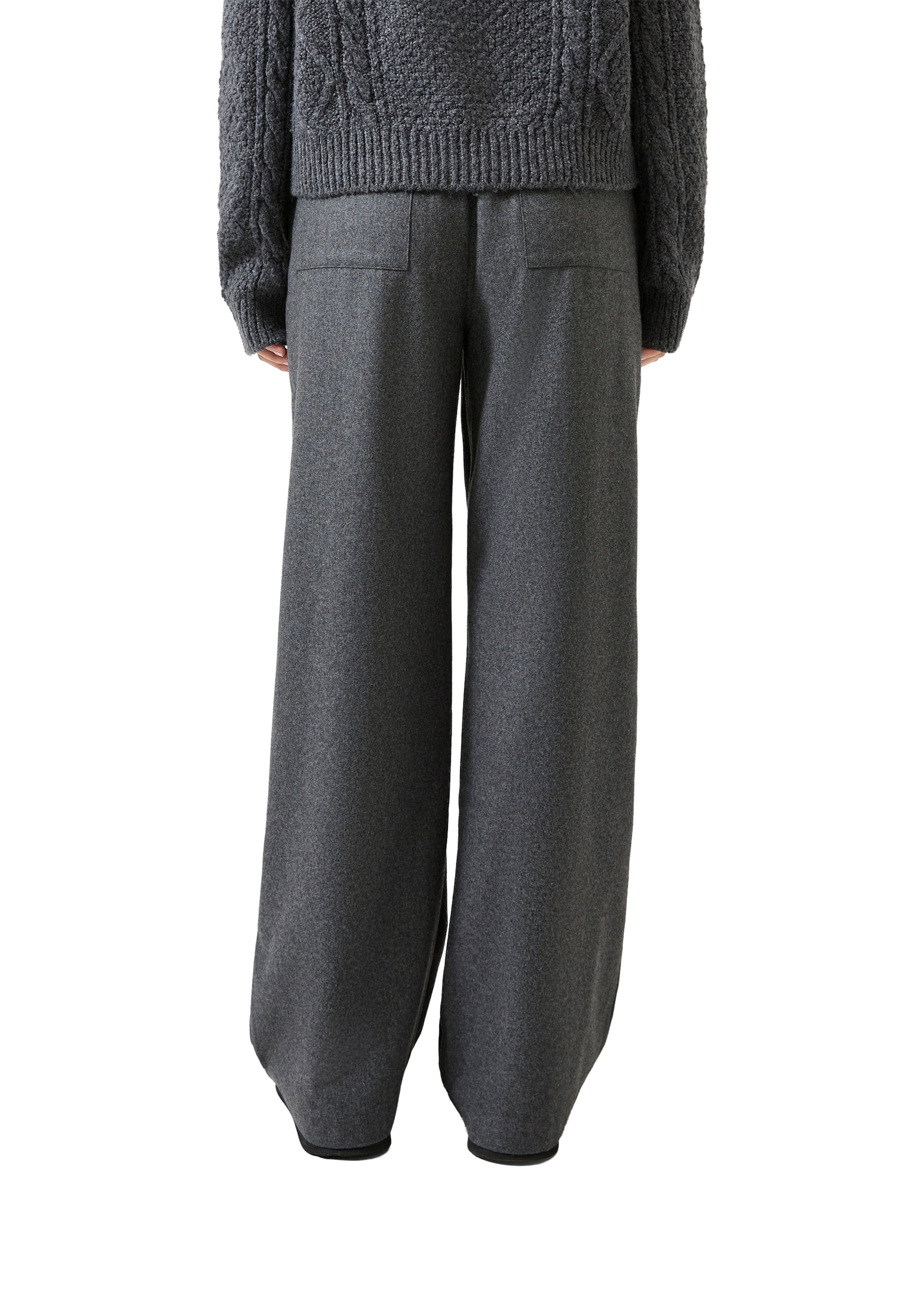 Loosefit Pantalon à pince QS en gris : derrière