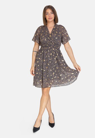 Elara Kleid in Braun: Vorderseite