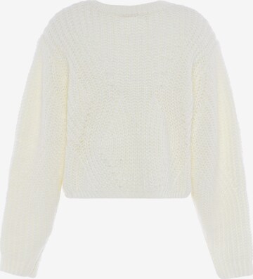 IZIA Sweater in White