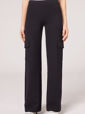 CALZEDONIA Wide leg Cargo Pants in Black: front
