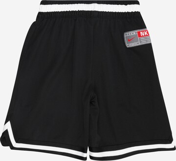 NIKE - regular Pantalón deportivo 'DNA' en negro