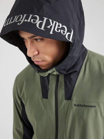 Geacă sport 'Rider' de la PEAK PERFORMANCE pe verde