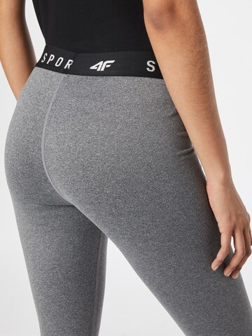 4F Skinny Sporthose in Grau