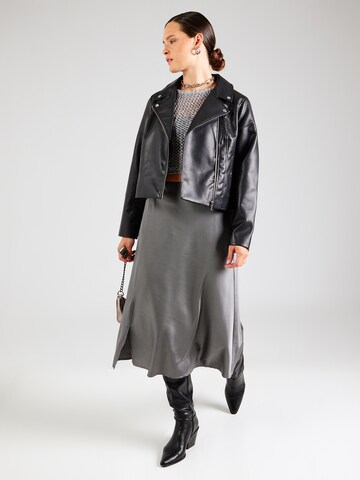 Veste mi-saison 'VMCRILEYMIE' Vero Moda Curve en noir
