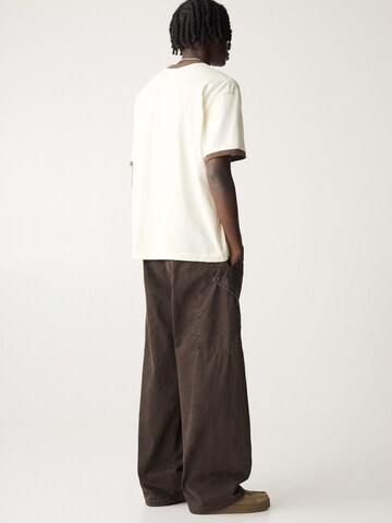Pull&Bear T-Shirt in Beige
