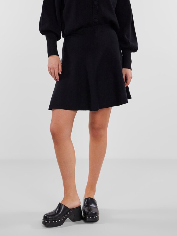 Y.A.S Skirt 'YASFonny' in Black
