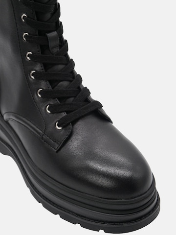 PINKO - Botines con cordones 'EVA' en negro