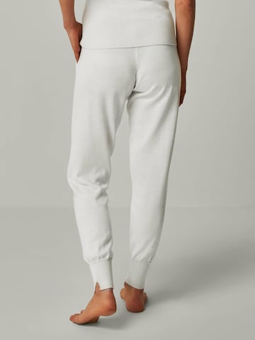 Loosefit Pantalon 'BELLA' YOU LOOK PERFECT en blanc