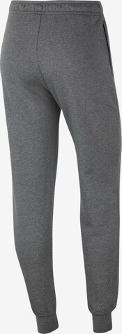 Tapered Pantaloni sportivi 'Park 20' di NIKE in grigio