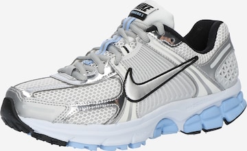Nike Sportswear Trampki niskie 'ZOOM VOMERO 5' w kolorze biały: przód