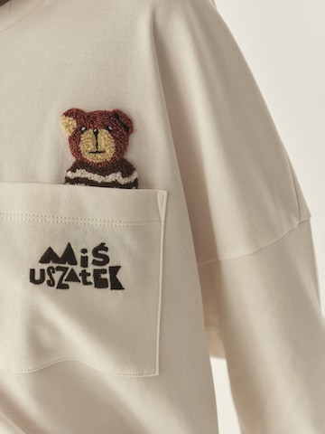 TATUUM Oversized shirt 'LABORI' in White