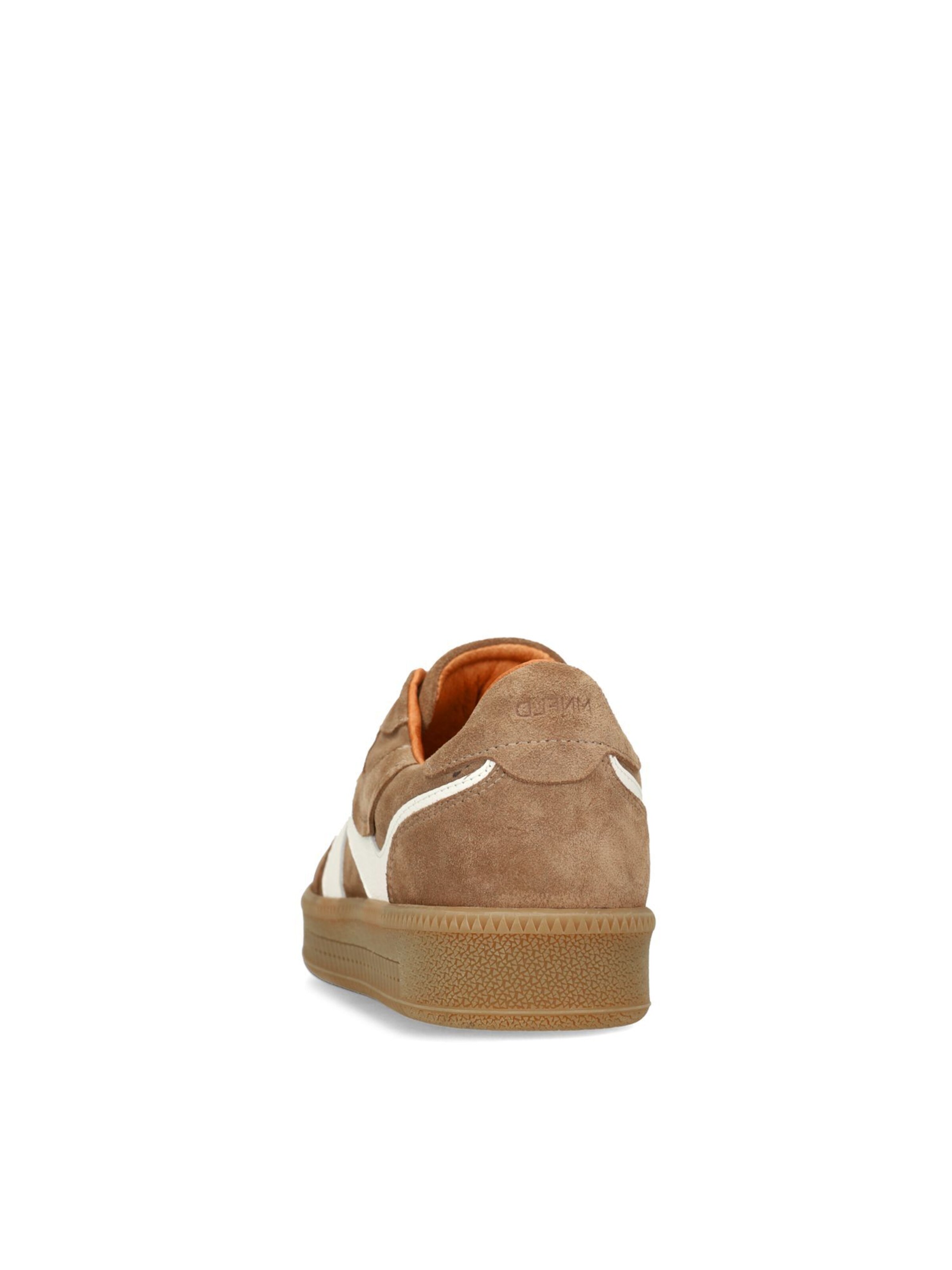 MANFIELD Sneakers in Brown