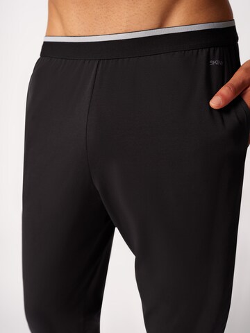 Skiny Pajama pants in Black