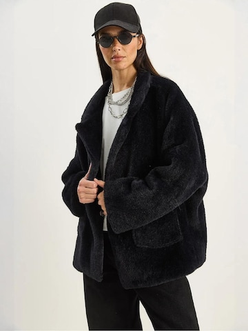 Bianco Lucci - Sobretudo de inverno em preto