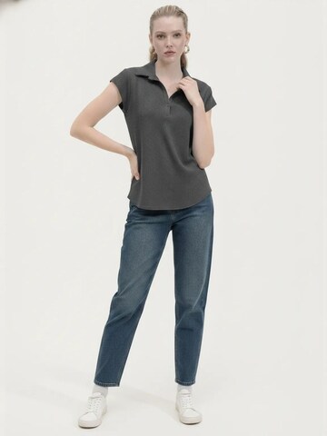 Bigdart Blouse in Grey