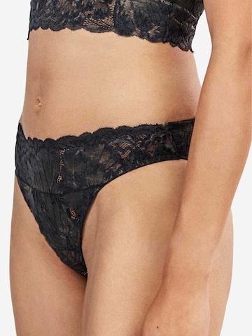 Gisela Slip i sort