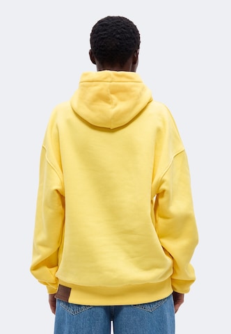 naketano Sweatshirt in Yellow: back