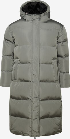 Superdry Winter Coat in Grey: front