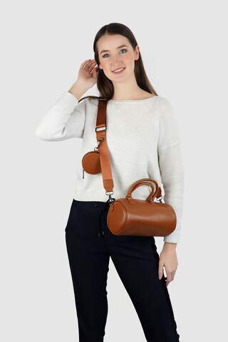 HARPA Crossbody Bag 'NIKITA' in Brown: front