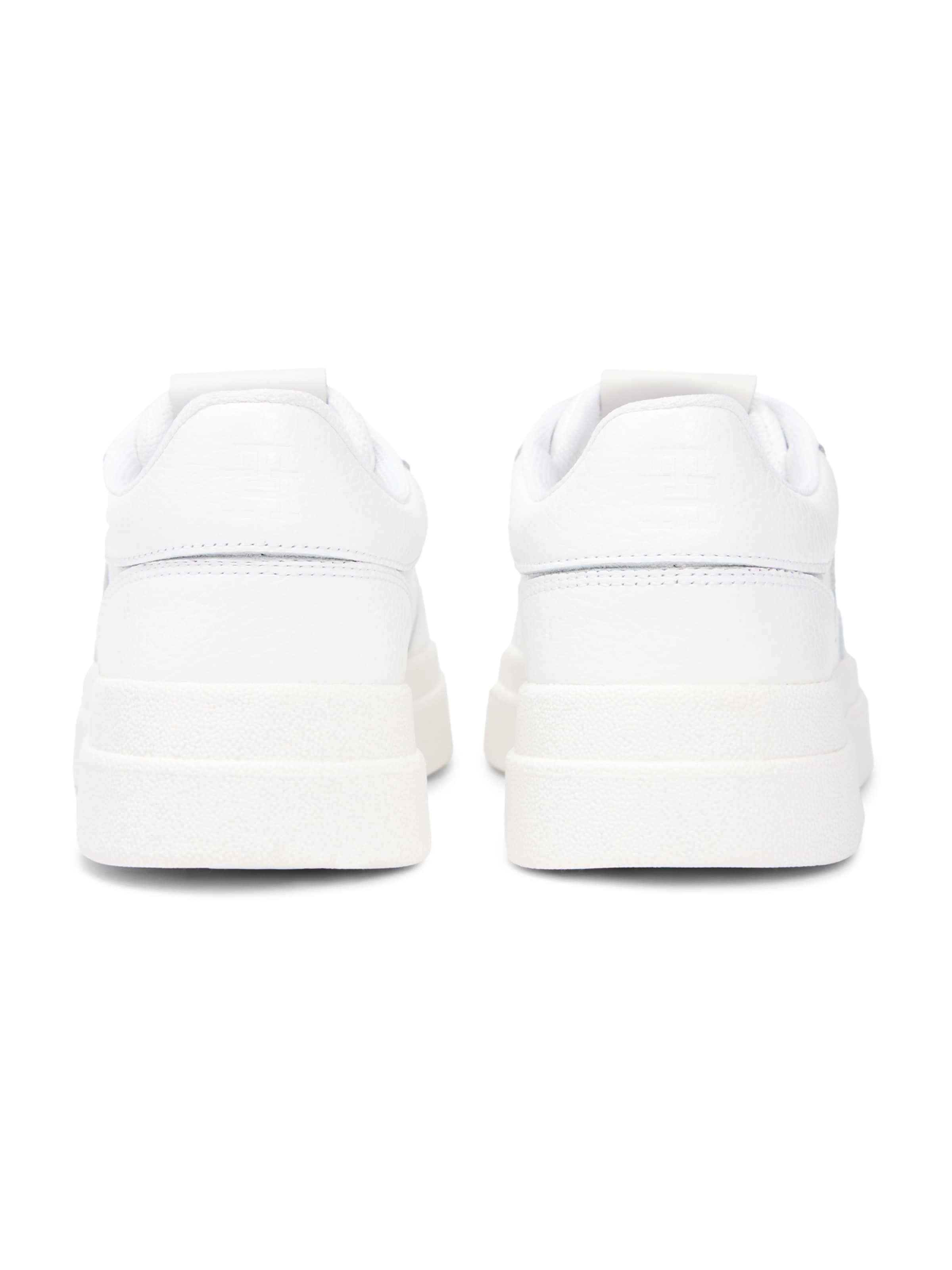 Baskets basses TOMMY HILFIGER en blanc