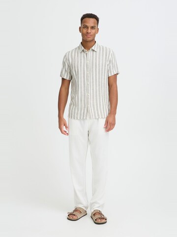 Regular Pantalon ' BHLikas ' BLEND en blanc