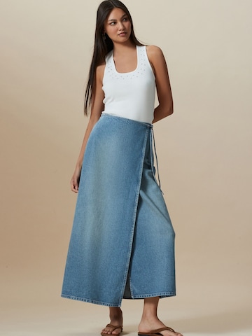 NextTop - bijela boja