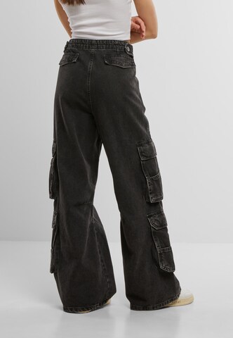 2Y Studios Loosefit Cargojeans 'Mara' in Schwarz
