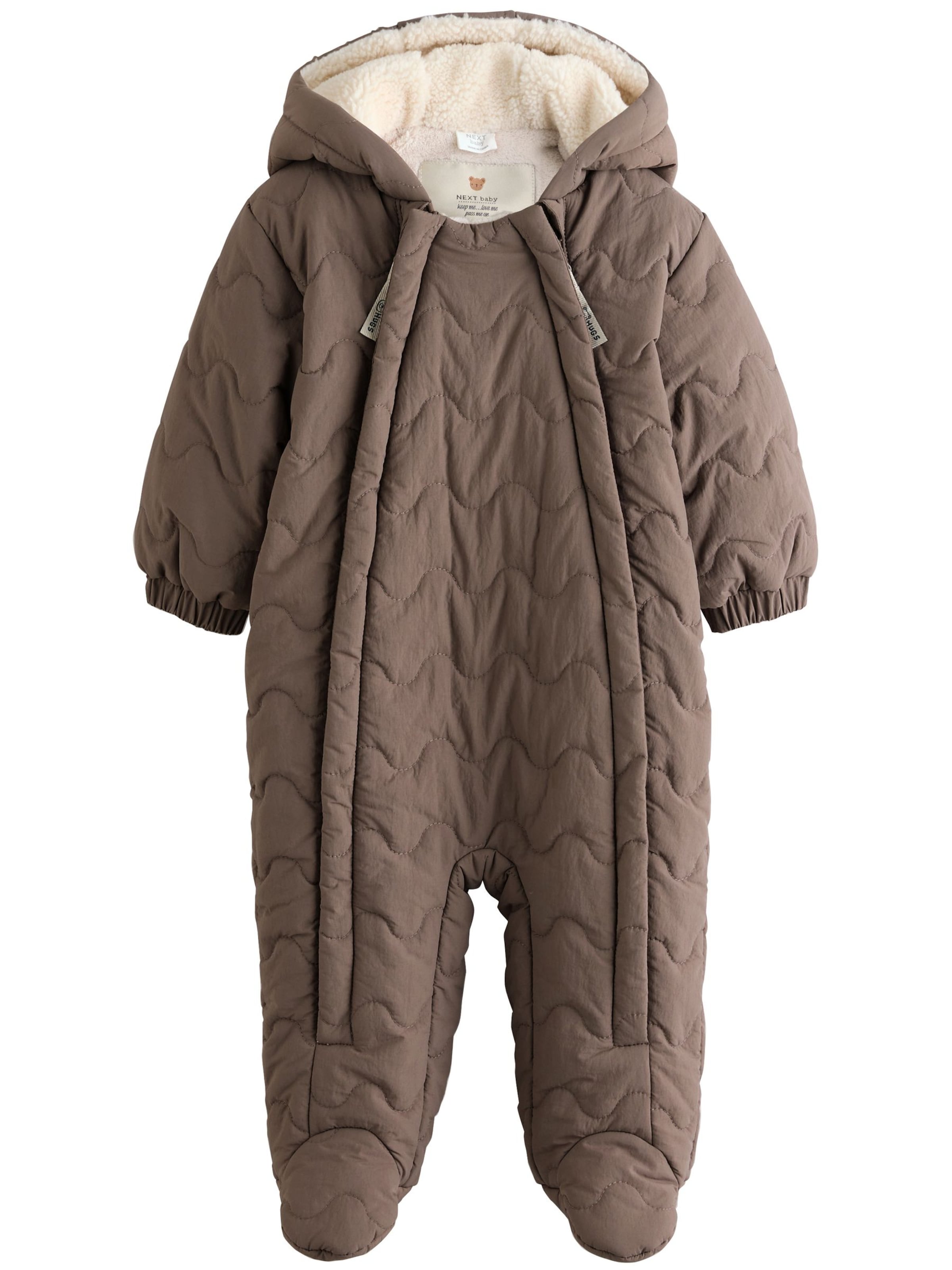 Next Overall σε καφέ: μπροστά