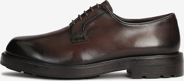Scarpa stringata di Kazar in marrone: frontale