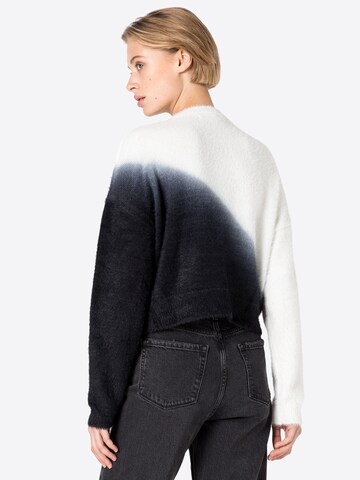 Pull-over 'TYRA' ONLY en blanc