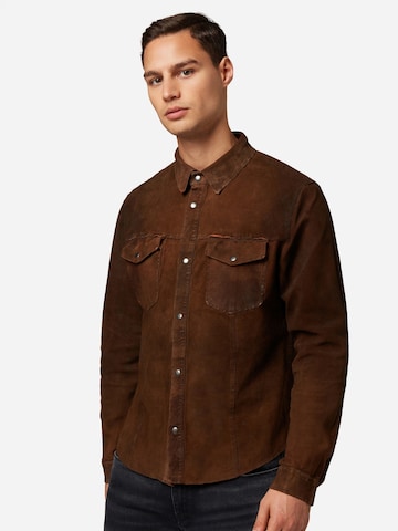 RICANO Slim Fit Hemd 'Das Reverse' in Braun