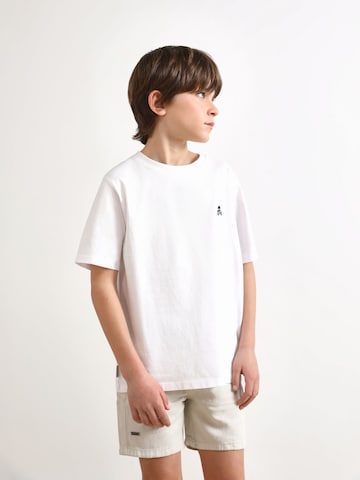 Scalpers Shirt in White