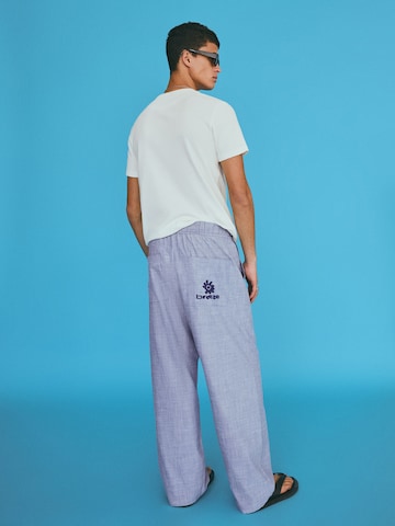 Bershka Loosefit Broek in Blauw